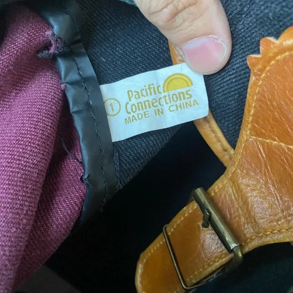 Arizona Jean Company Vintage Multicolor Canvas Backpack with Leather Accents - Picture 11 of 11